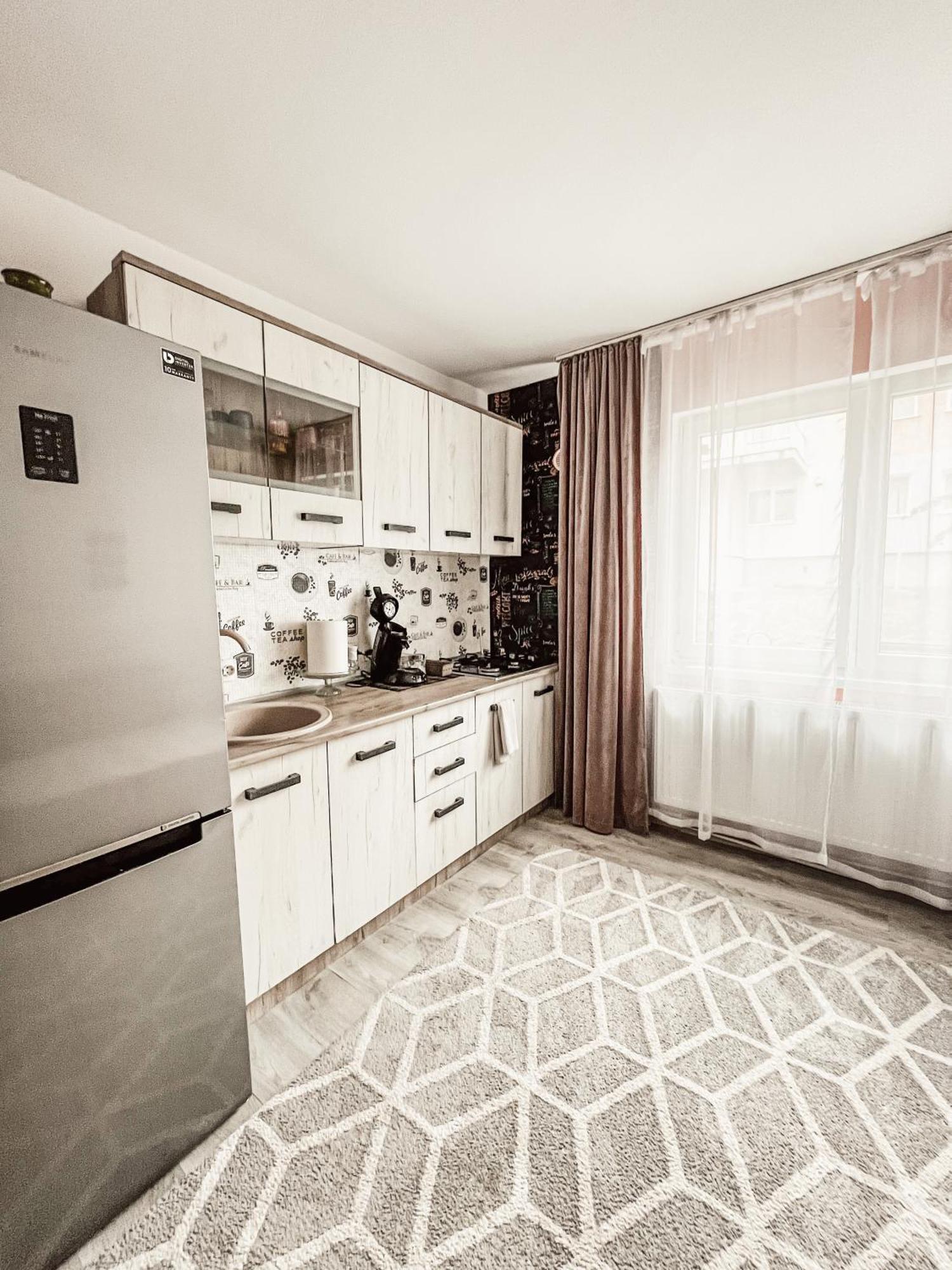 Apartament One Divine - Zărneşti Esterno foto